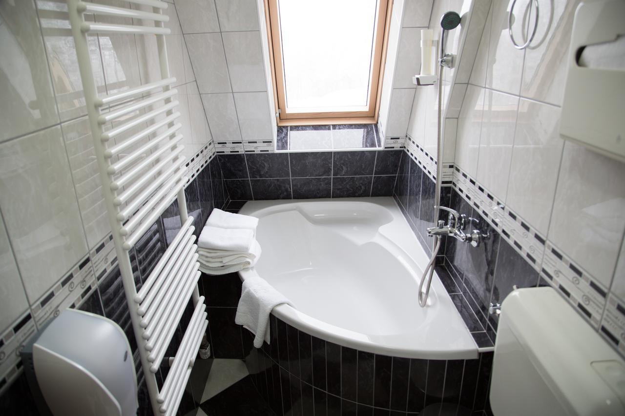 Hotel Babino Brdo Derventa Exterior photo