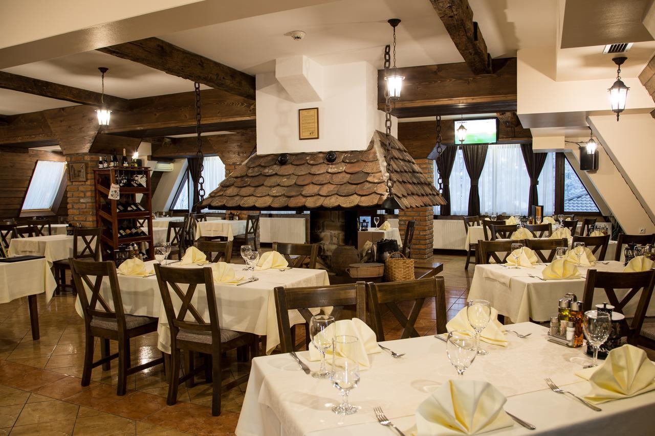 Hotel Babino Brdo Derventa Exterior photo